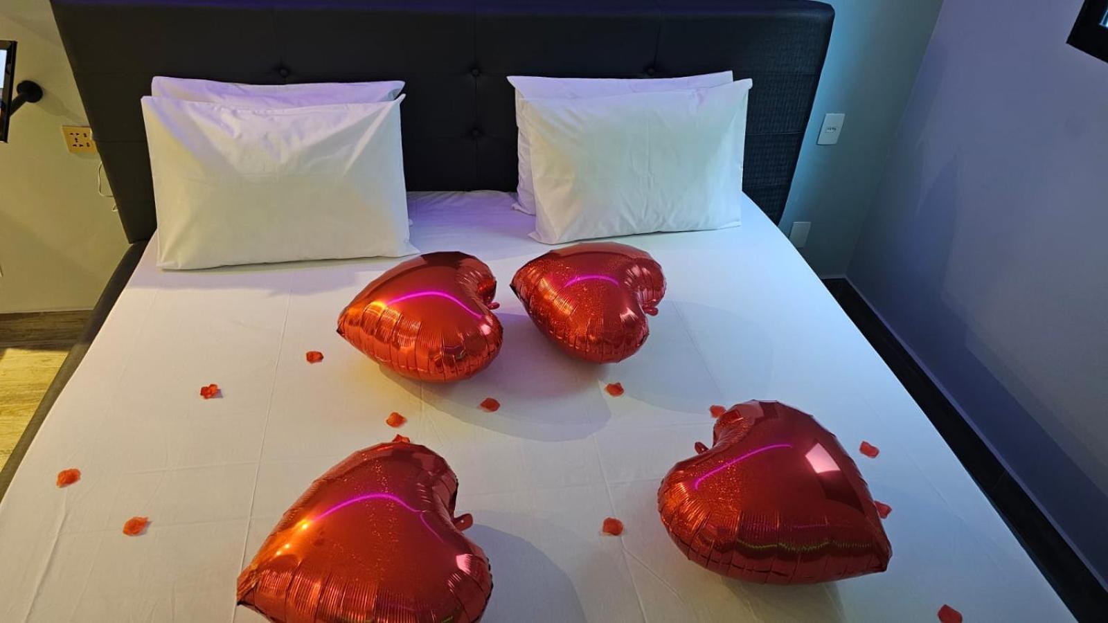 A2 Suites - Hotel E Motel Нуклео-Бандейранти Экстерьер фото