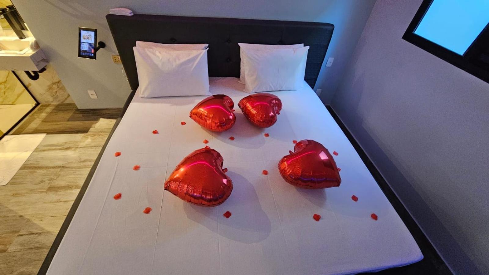 A2 Suites - Hotel E Motel Нуклео-Бандейранти Экстерьер фото